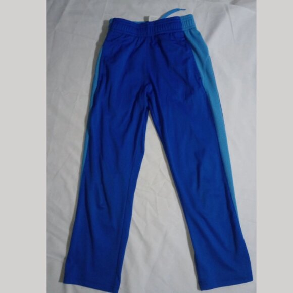 Boys Size Small-XS Clothing Bundle | 5pc Mixed Brands | Clean & Ready - Picture 2 of 4